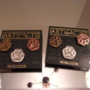 Animal lovers 2 Nwts Cards Artifacts Paws. L43-7
